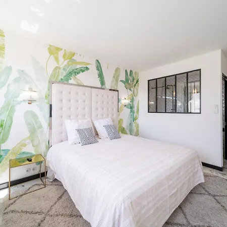 Appartement -clr- Charming 3-bedroom In The Heart Of *