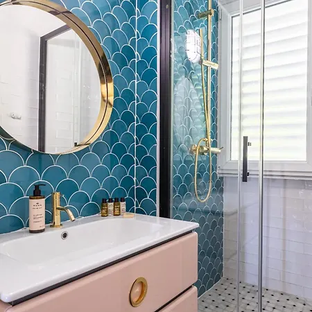 -clr- Charming 3-bedroom In The Heart Of *