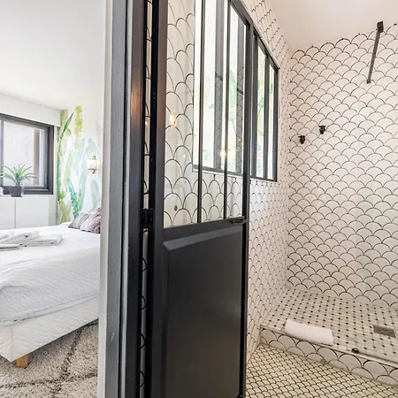 Daire -clr- Charming 3-bedroom In The Heart Of