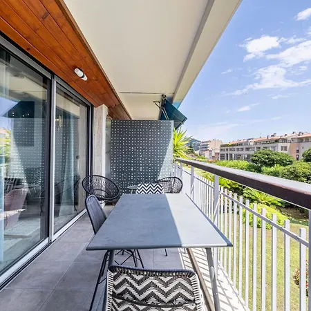 -clr- Charming 3-bedroom In The Heart Of